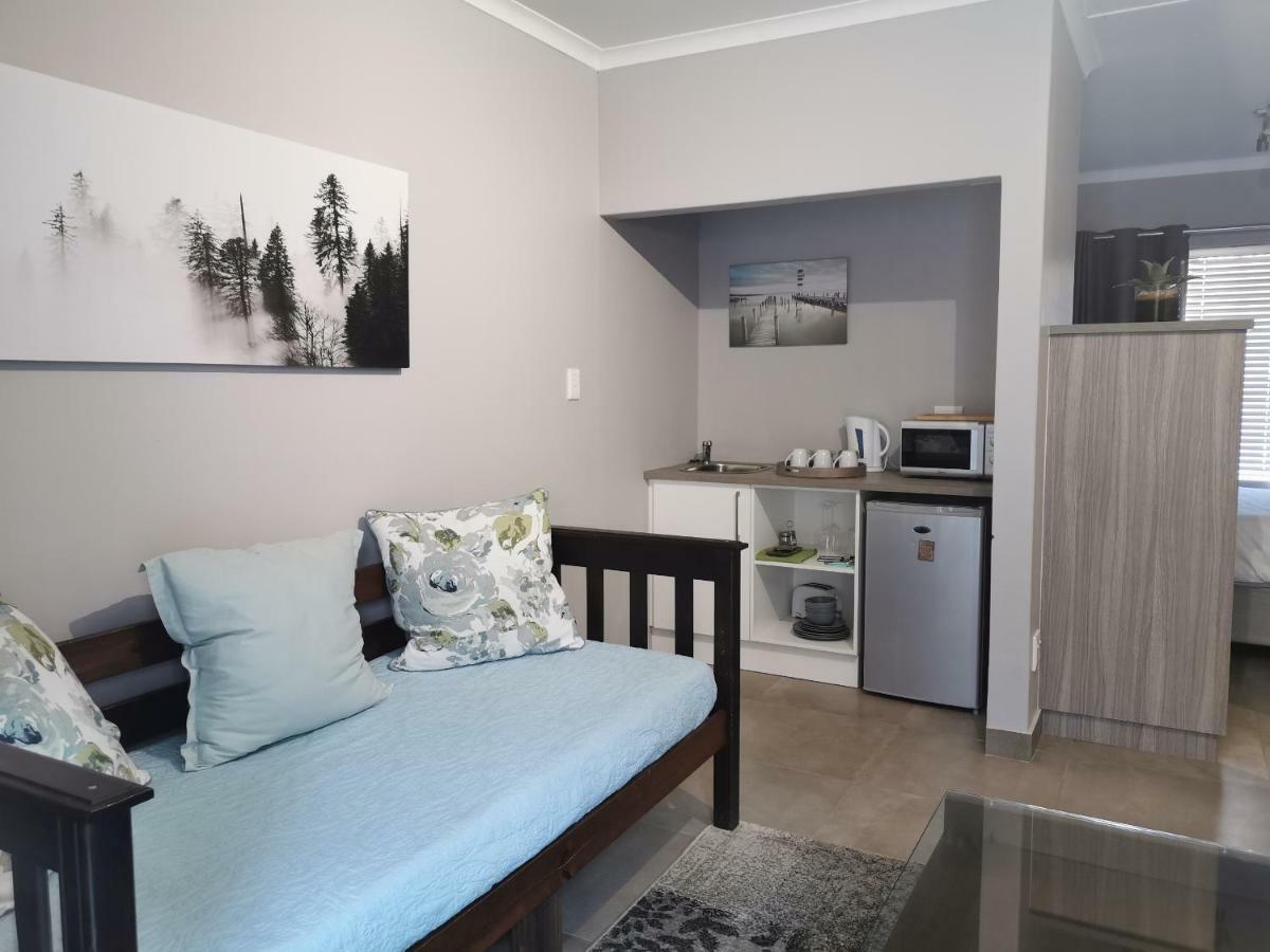 Rosedene Apartment Bloemfontein Bagian luar foto