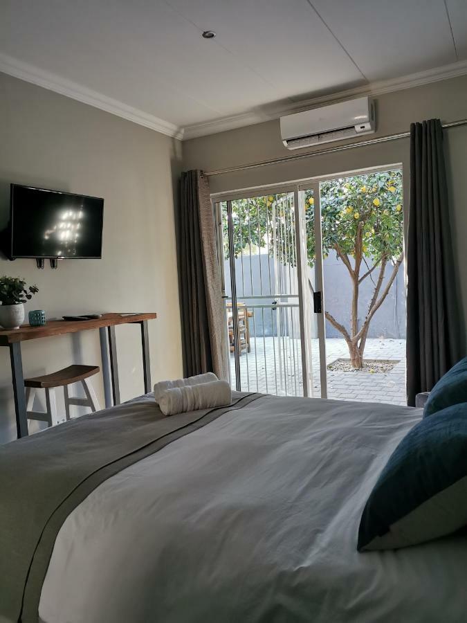 Rosedene Apartment Bloemfontein Bagian luar foto