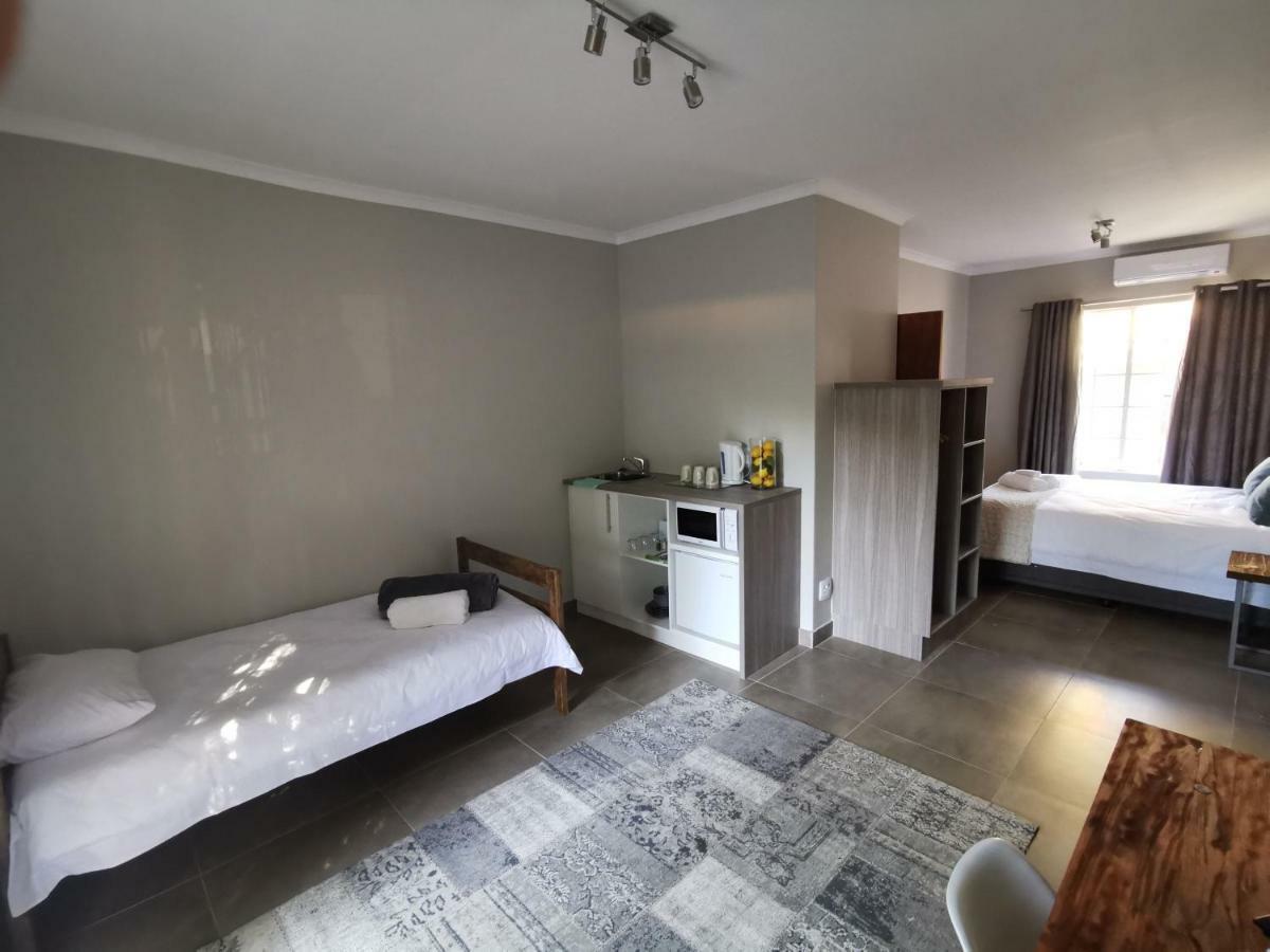 Rosedene Apartment Bloemfontein Bagian luar foto