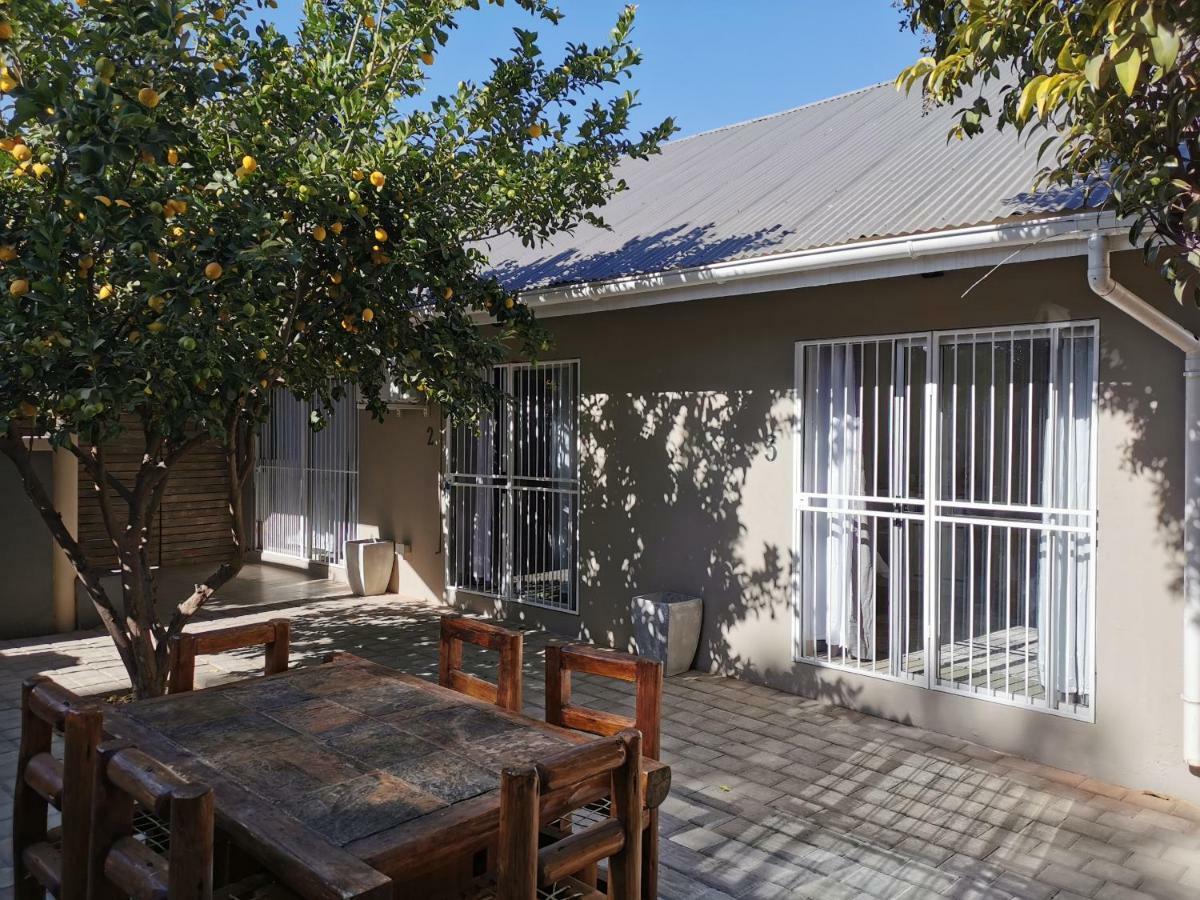 Rosedene Apartment Bloemfontein Bagian luar foto