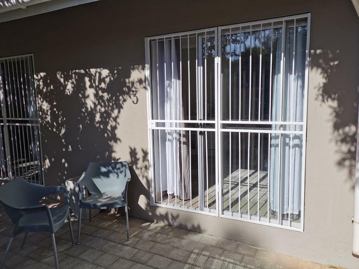 Rosedene Apartment Bloemfontein Bagian luar foto