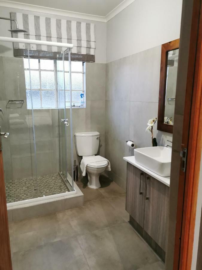 Rosedene Apartment Bloemfontein Bagian luar foto