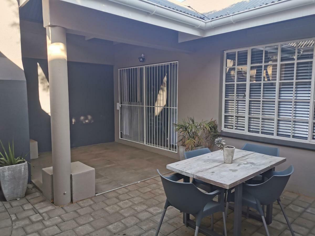 Rosedene Apartment Bloemfontein Bagian luar foto
