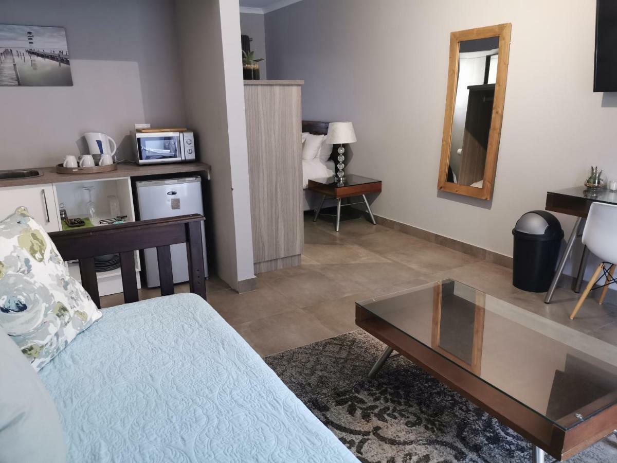 Rosedene Apartment Bloemfontein Bagian luar foto