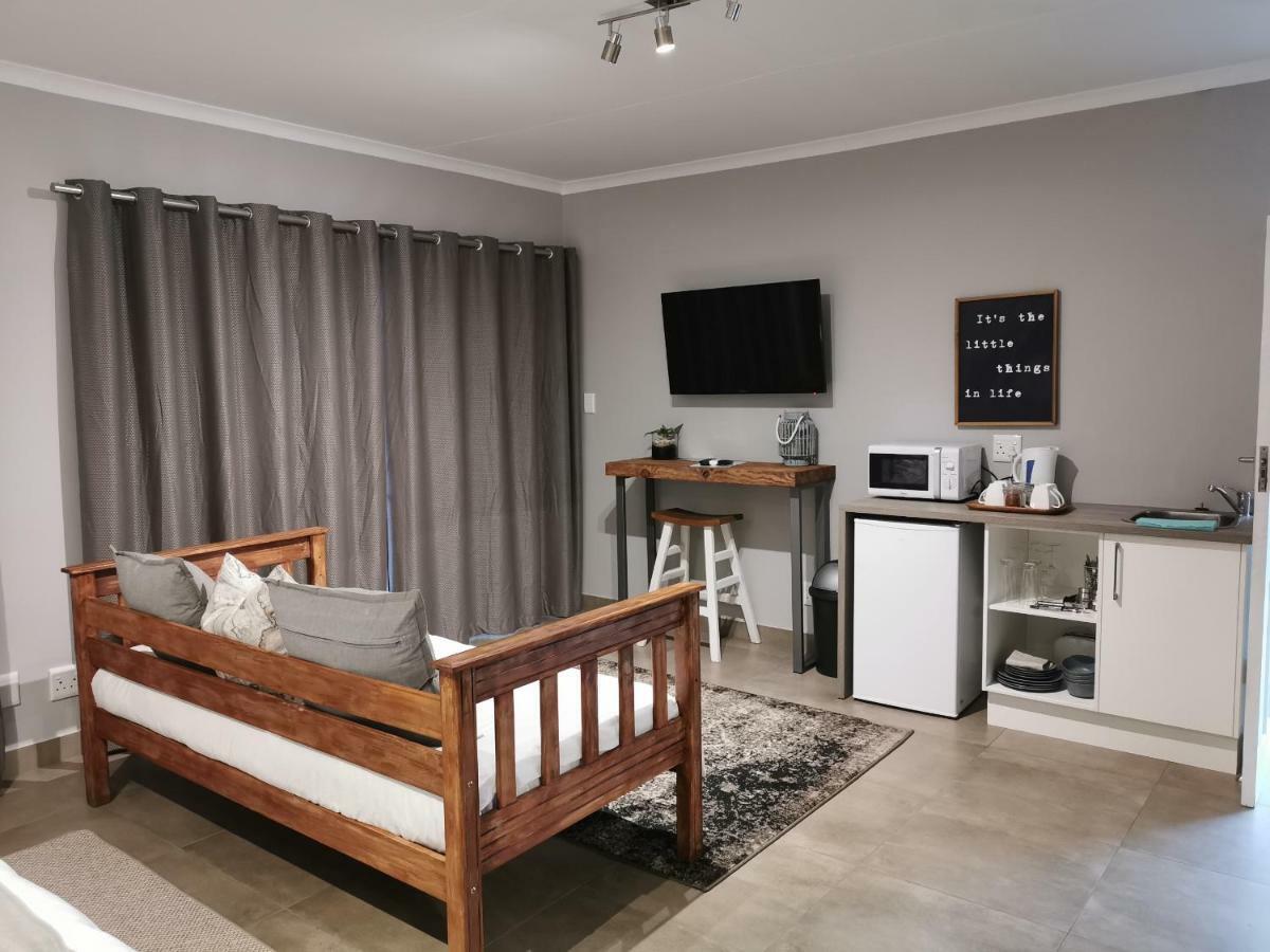 Rosedene Apartment Bloemfontein Bagian luar foto